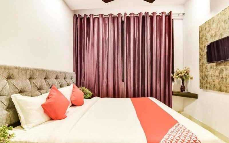 Deeplaxmi Celebration The Banquet